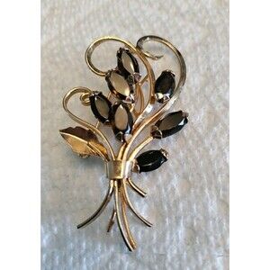 Gold Plated Amethyst Flower Bouquet Brooch Vintage 2.25"